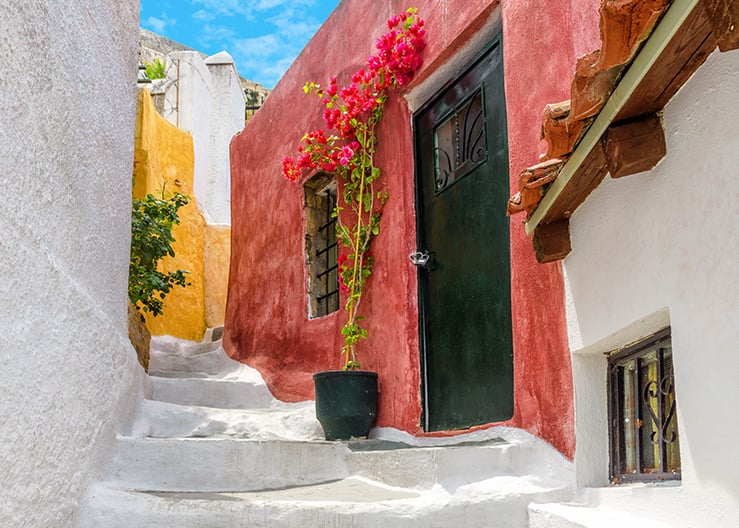 5 Unique Ways to Experience Athens Like a Local - Meet m,e in Athens