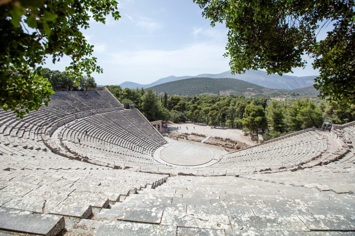Discover the Ancient Gems of Greece - Meet me in Athens